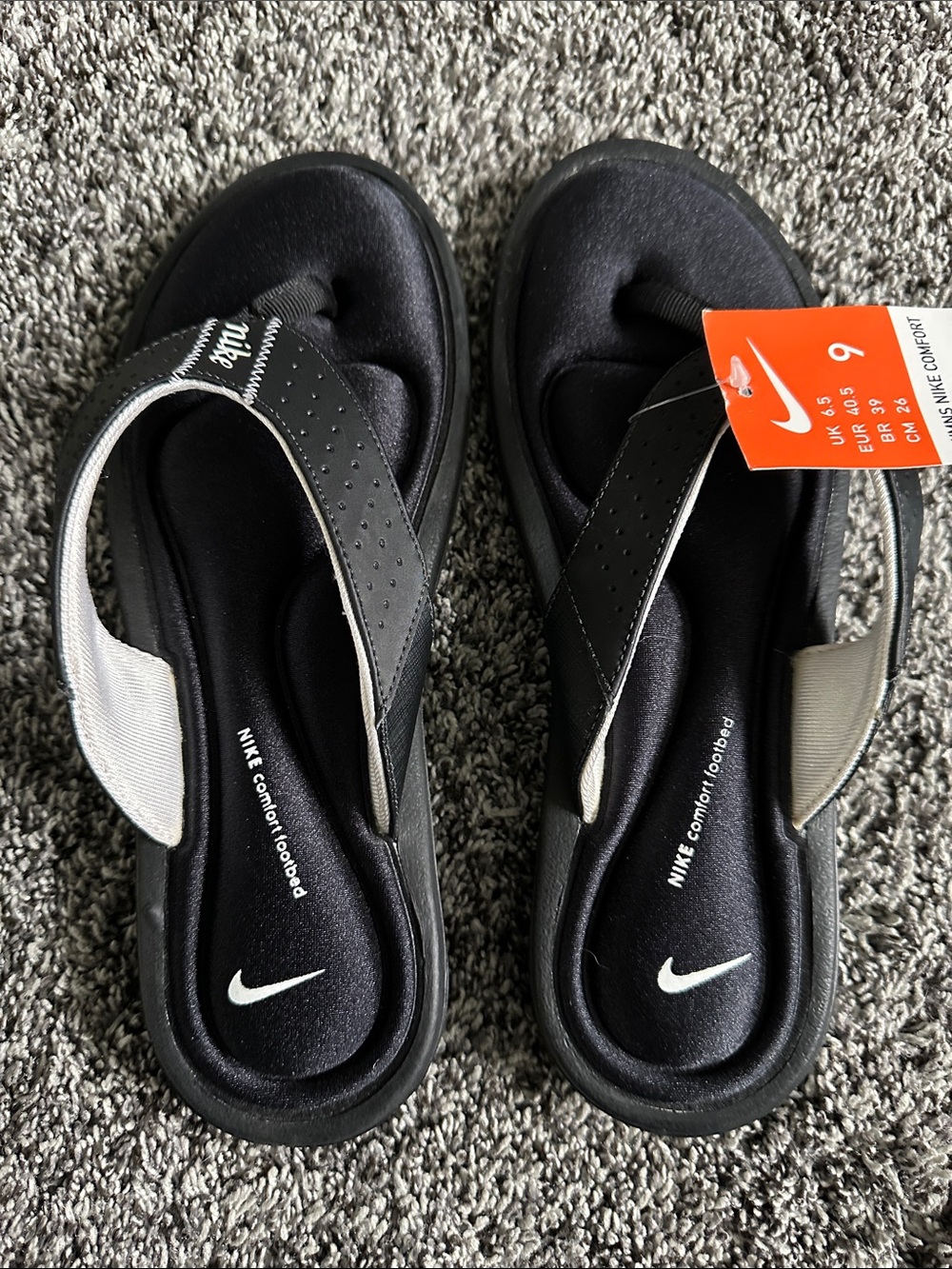 Nike Black and White Cushioned Flip Sandals